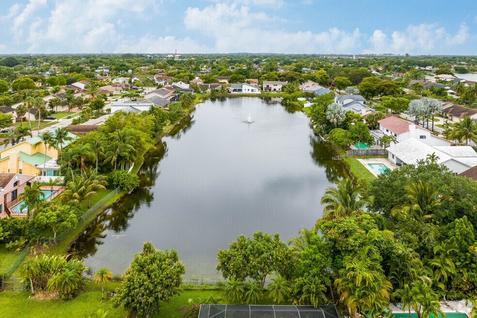 Boulevard Woods North