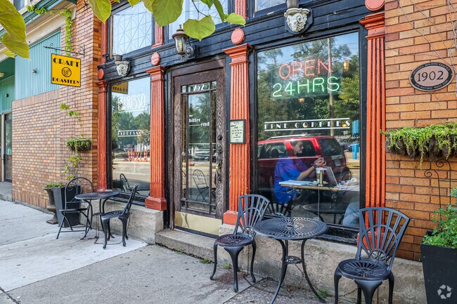 At Bitter Ends Coffee House in SWAN, organic coffee beans are served all day.