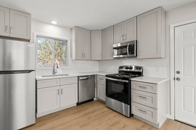 4622 Parkview Dr, Omaha, NE 68134 - photo 7