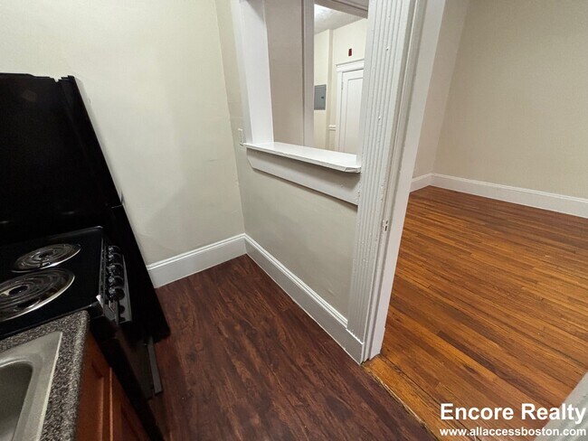 1348 Commonwealth Ave unit 18, Allston, MA 02134 - photo 6