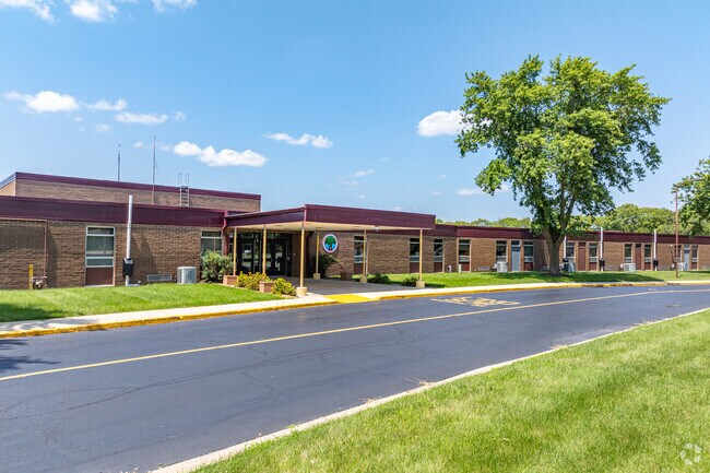 Galloway Elementary School has a student-teacher ratio of 11 to 1.