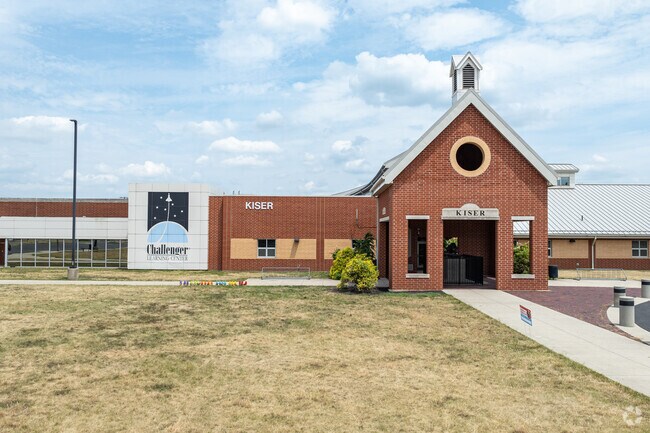 The student to teacher ratio at Kiser Elementary School is 13 to 1.