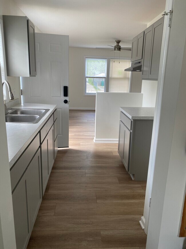 291 Dakota St, Ypsilanti, MI 48198 - photo 7