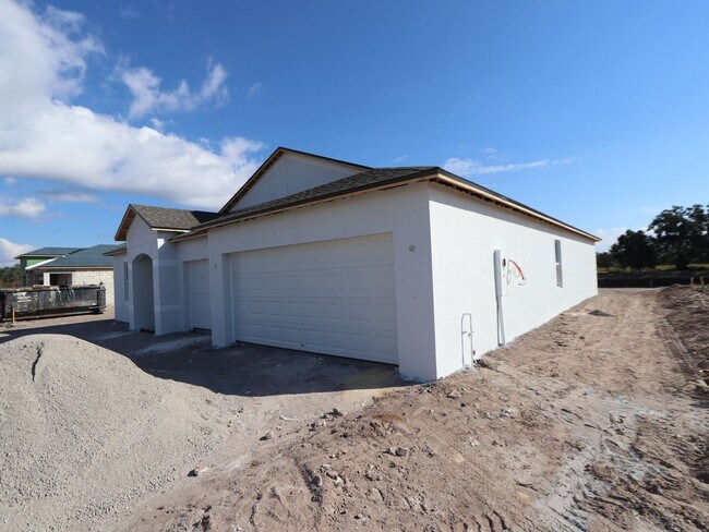 8467 Fox Den Cove, Lakeland, FL 33810 - photo 5