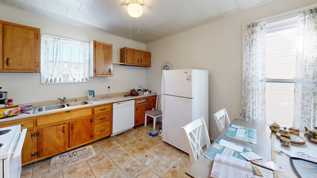 1307 3rd St, Beaver, PA 15009 - photo 2