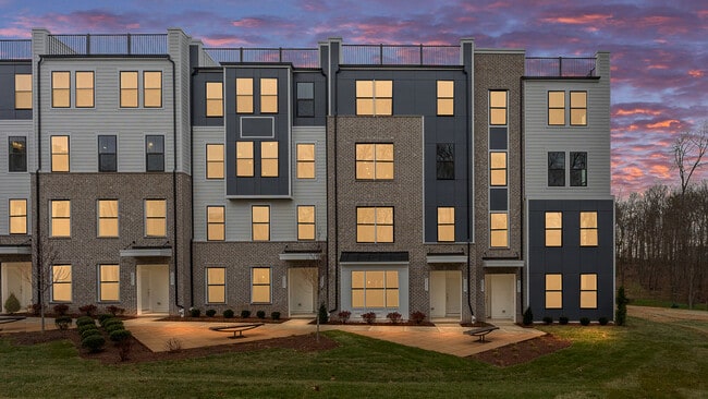 20821 Clongee Terrace, Dulles, VA 20166 - photo 5