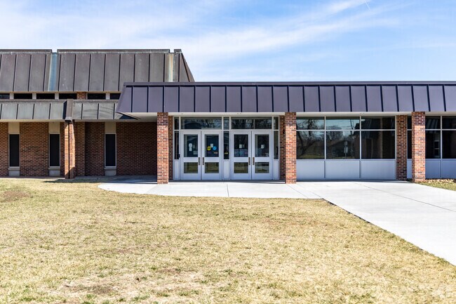 Edison Elementary serves Pre-K thru 5th grade.