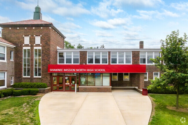 Shawnee Mission North High School is located in Shawnee Mission, Kansas.