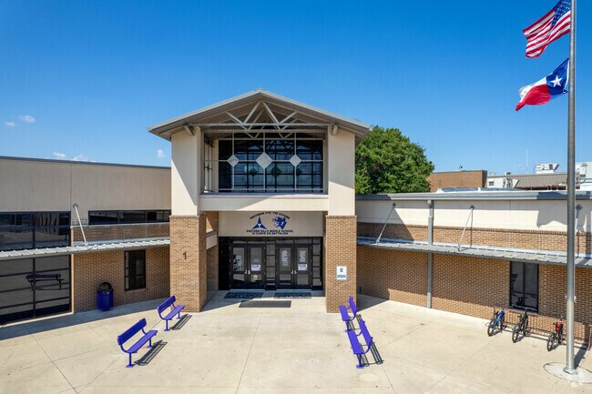 Eastern Hills Middle School is a community of integrity and learning.