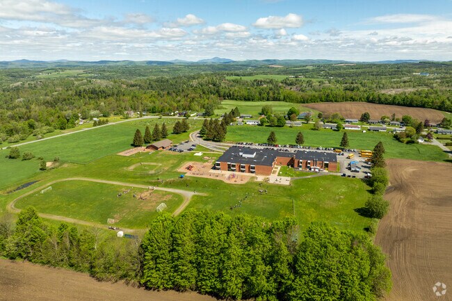 Derby Elementary School in Derby, VT serves students in Pre-K through 6th grade.