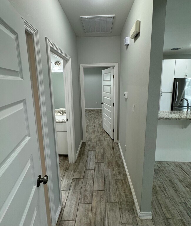 1401 W Heritage Dr unit 1, Pharr, TX 78577 - photo 7