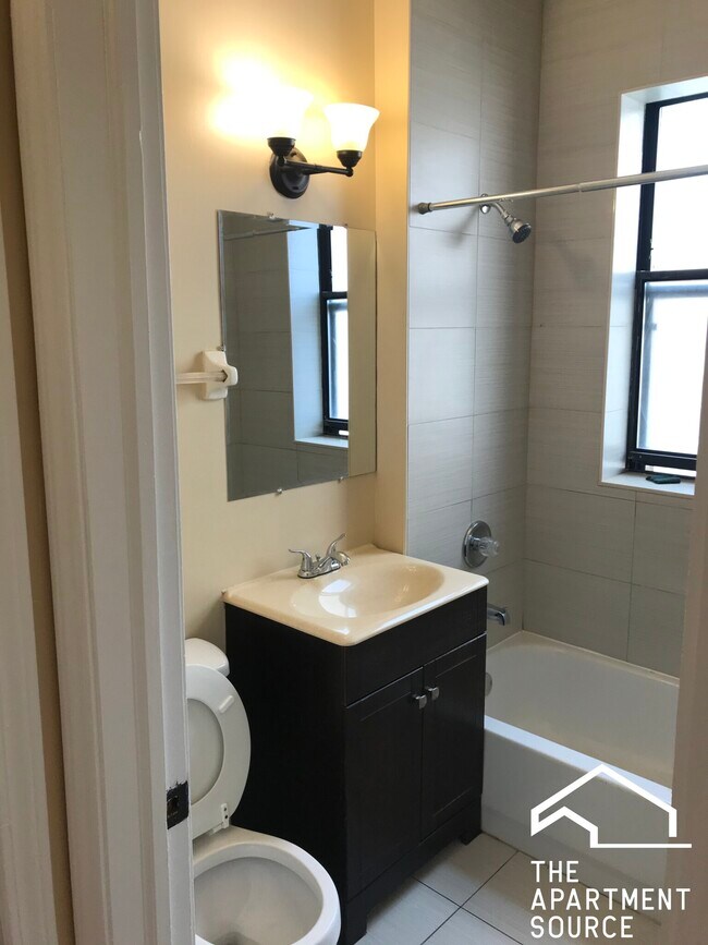 7722 N Marshfield Ave unit 2B, Chicago, IL 60626 - photo 5