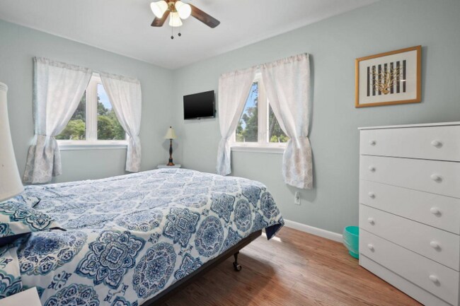 5421 Deep Hole Rd unit Escape, Chincoteague Island, VA 23336 - photo 5