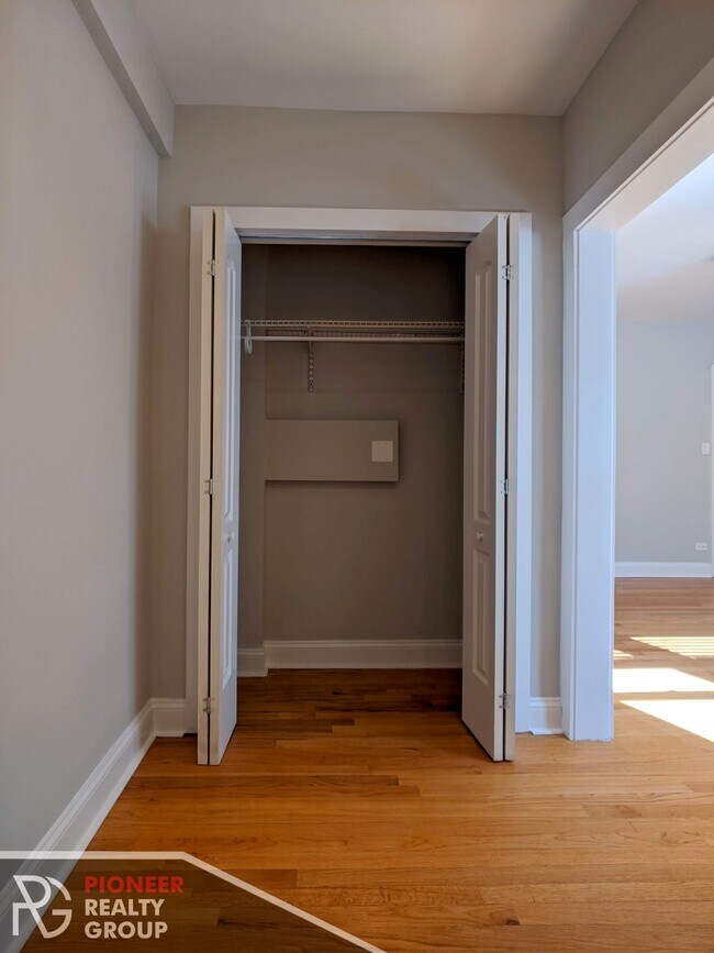 618 W Patterson Ave unit 612-508, Chicago, IL 60613 - photo 6