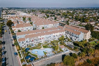 21270 Beach Blvd, Huntington Beach, CA 92648