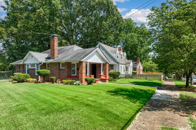 Sylvan Hills is a historic Atlanta neighborhood that has a suburban feel with city closeness.