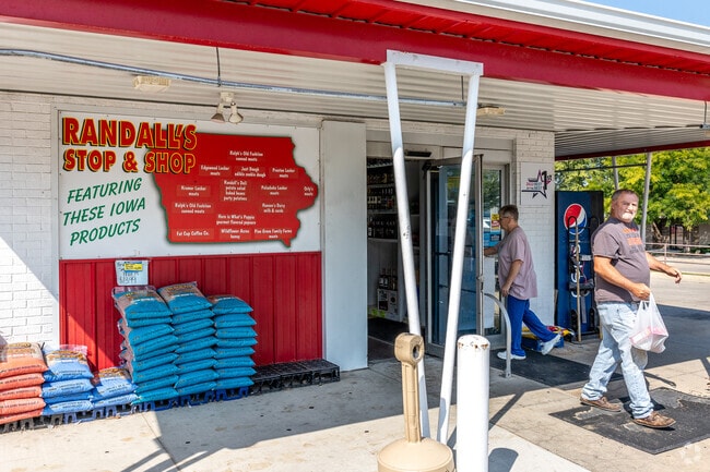 Randall's Stop n' Shop is the local grocery store that also provides prepared foods all day.