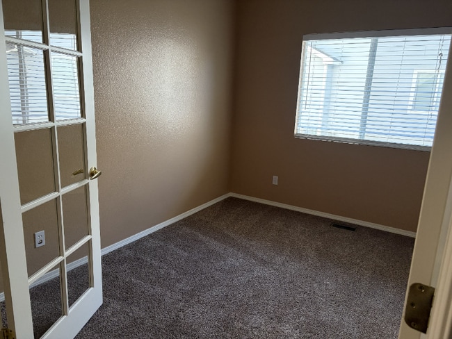 1628 Lily Lake Dr, Colorado Springs, CO 80921 - photo 5