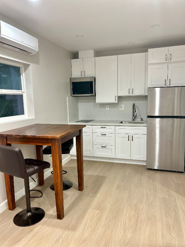 329 E 219th St, Carson, CA 90745 - photo 1