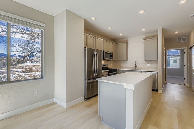 15364 W 69th Ave, Arvada, CO 80007 - photo 4