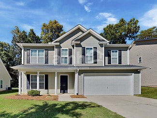 200 N Wentworth Dr, Mocksville, NC 27028