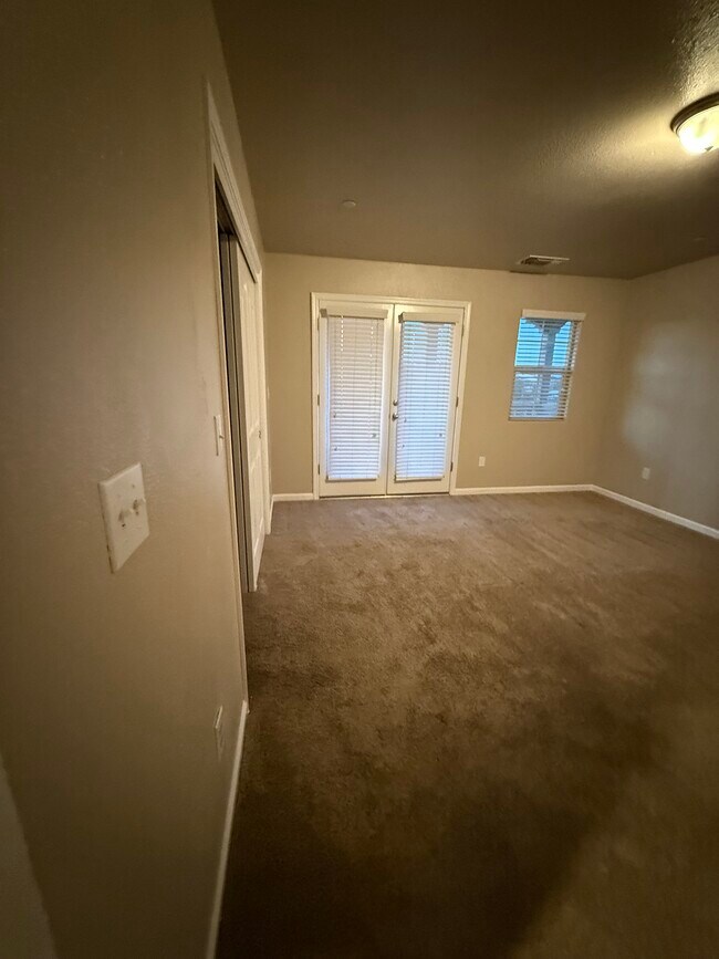 4358 Strathmore Place, Merced, CA 95348 - photo 4