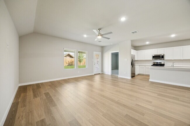 617 Marigold Hill Way, McKinney, TX 75071 - photo 6