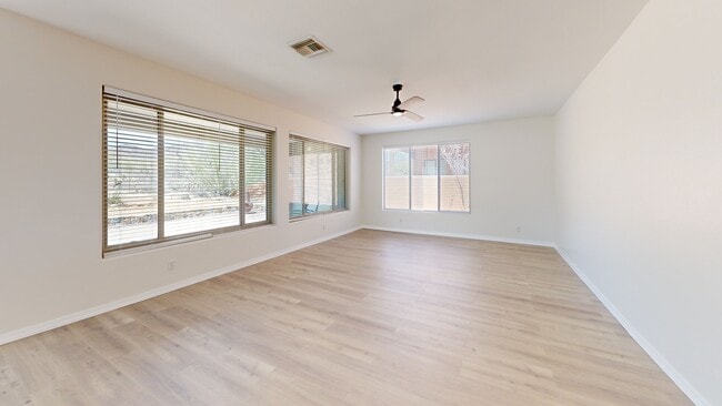 6056 W 10 Star Dr, Tucson, AZ 85713 - photo 2