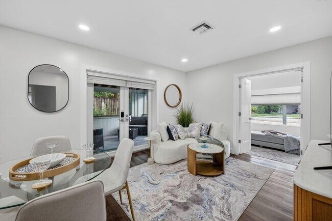 1317 NE 1st Ave, Fort Lauderdale, FL 33304 - photo 7