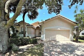 2188 N 72nd Terrace, Pembroke Pines, FL 33024