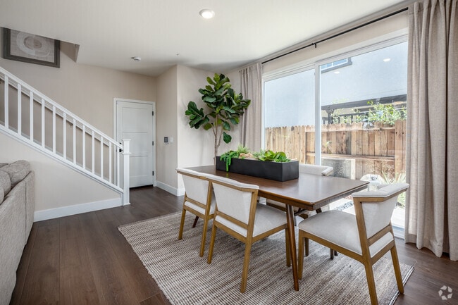 Dining Room - 2236