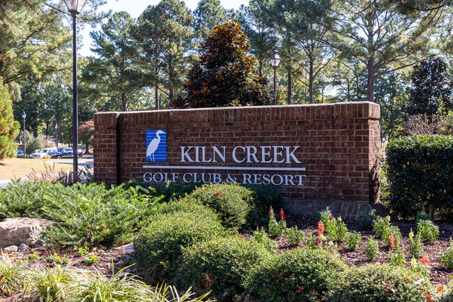 Kiln Creek Golf Club & Resort has lots of activities to offer in the Kiln Creek neighborhood.
