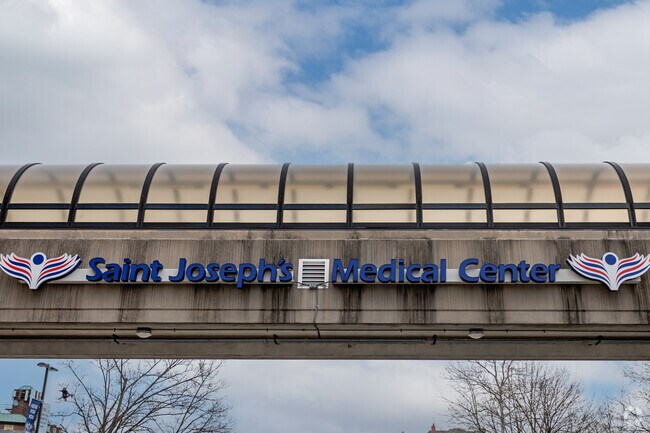 St Joseph's Medical Center Signage
