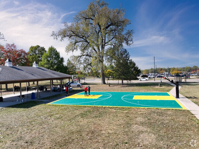 There are many basketball courts that you will find throughout Fairlane.