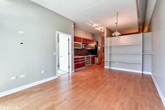 650 W Wayman St Unit 603c, Chicago, IL 60661