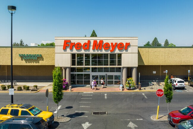 Metzger residents grab groceries Fred Meyer, just a few miles away.