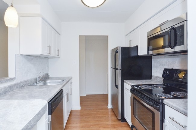 The Lafayette at Valley Forge, King of Prussia, PA 19406 - photo 5