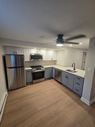 143 Ann St, Clarendon Hills, IL 60514