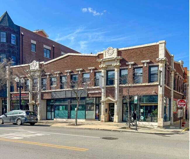 4606 N Malden St unit 1140-218, Chicago, IL 60640 - photo 2