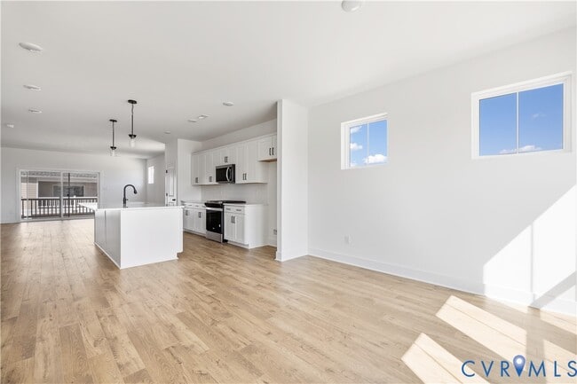 12026 Flowering Lavender Loop, Henrico, VA 23233 - photo 4