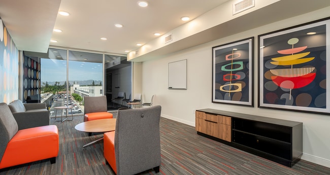 Ensemble at Northridge, Northridge, CA 91324 - photo 7