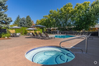 10223 NE Notchlog Dr, Vancouver, WA 98685