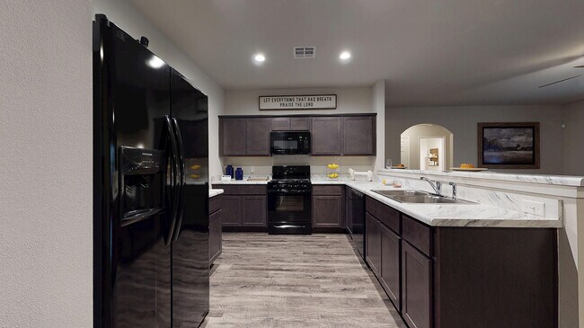 7005 S Maple Ave unit 38067567, Broken Arrow, OK 74011 - photo 4