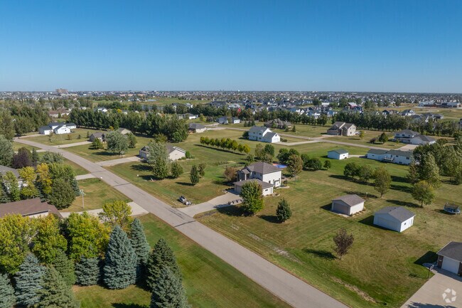 McMahon Estates is located near various shopping centers, grocery stores, and restaurants.