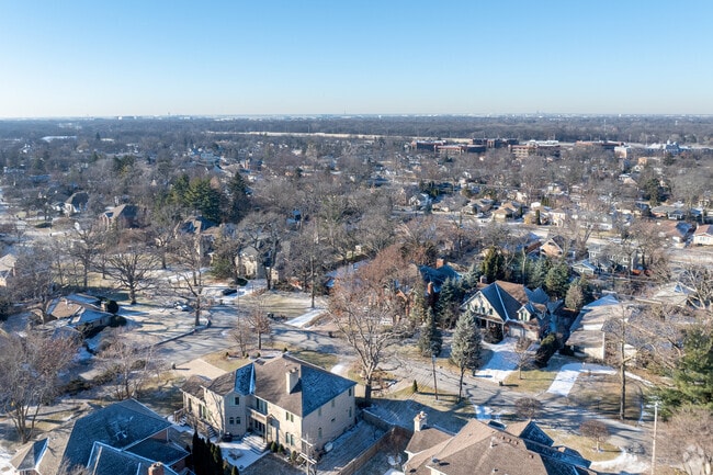 Bordered by the Algonquin Woods, Park Ridge is full of modern million dollar developments.