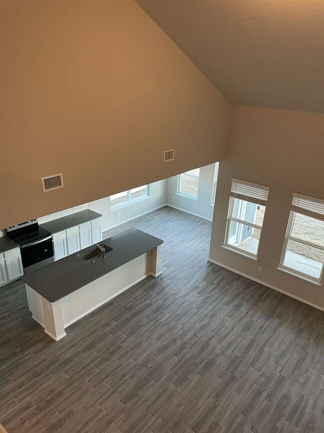 10032 Adams Ln, Providence Village, TX 76227 - photo 2