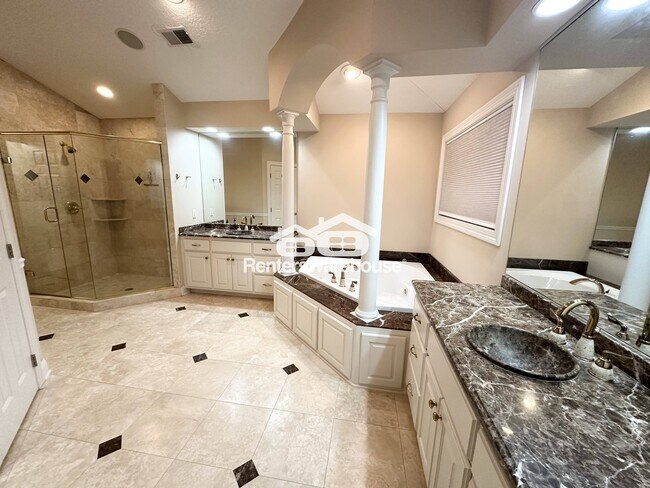 2470 Arnold Palmer Dr, Minneapolis, MN 55449 - photo 7