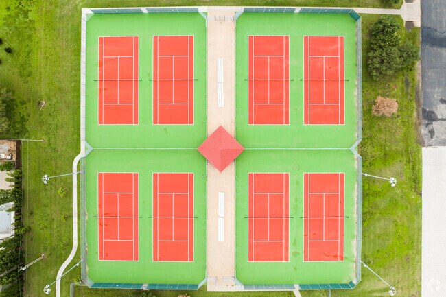 Maize Sr High School has eight tennis courts.