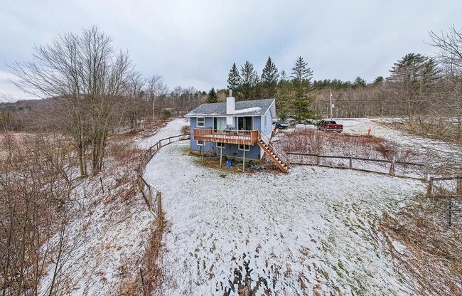 832 Vt-15, Underhill, VT 05489 - photo 2