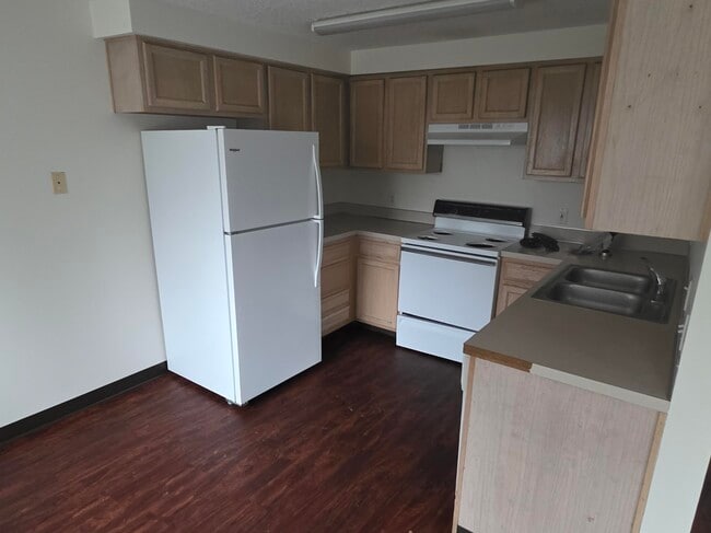 753 Clay St E unit 1, Monmouth, OR 97361 - photo 3